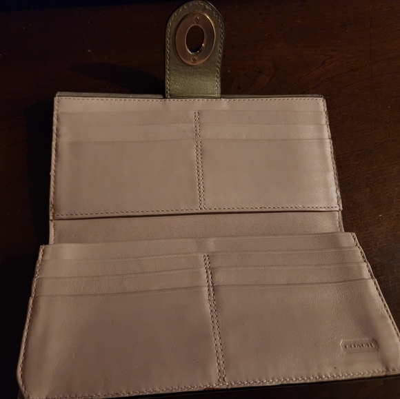Coach wallet - Picture 2 of 5